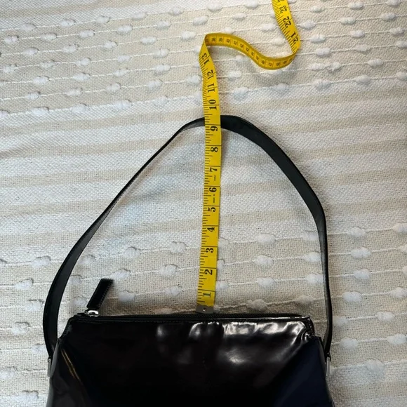 Gianni Versace vintage black patent leather tote shoulder bag silver hardware - Picture 15 of 16